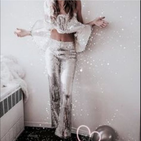 GLAM AND GLITTER 5 piece Mystery Box! - Picture 5 of 6